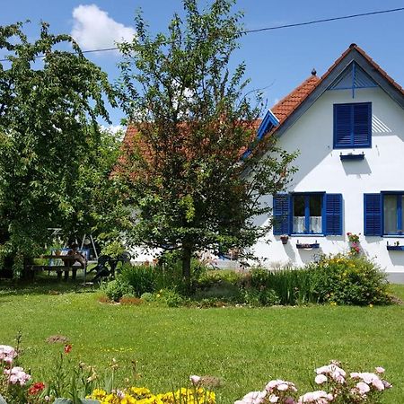 Aron Apartman Badacsonytomaj Exteriér fotografie